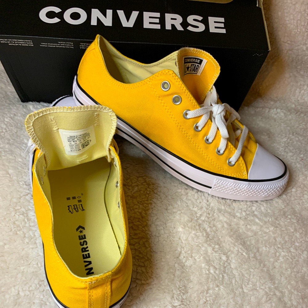 FOOTWEAR